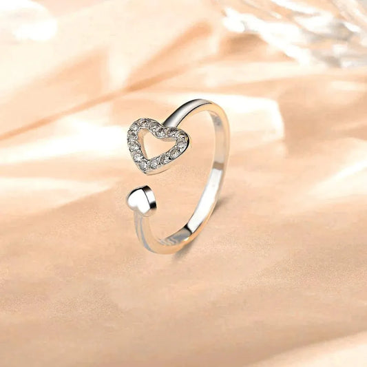 Herzöffnung Ring aus 925 Sterling Silber mit Zirkon-Herz – verstellbar, romantisch, nickelfrei – OrLume Jewelry

