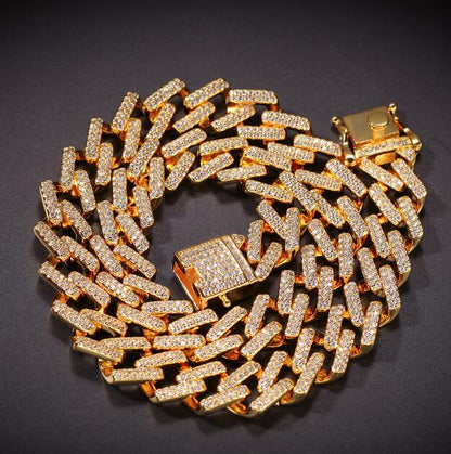 Cuban Link Chain – 18-karat gold-plated – cubic zirconia (iced out)