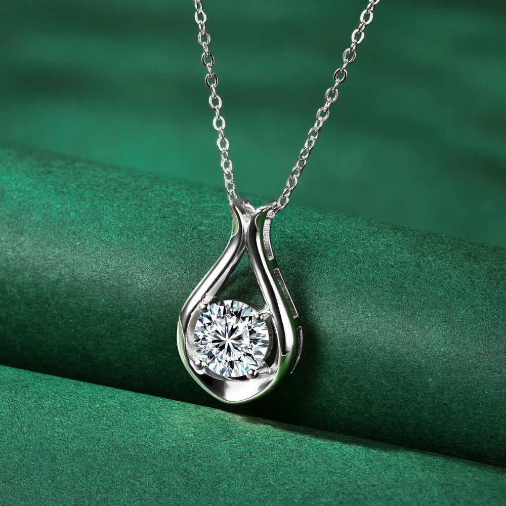 Drop of Light Pendant Necklace – 925 Sterling Silver – 2 Carat Moissanite